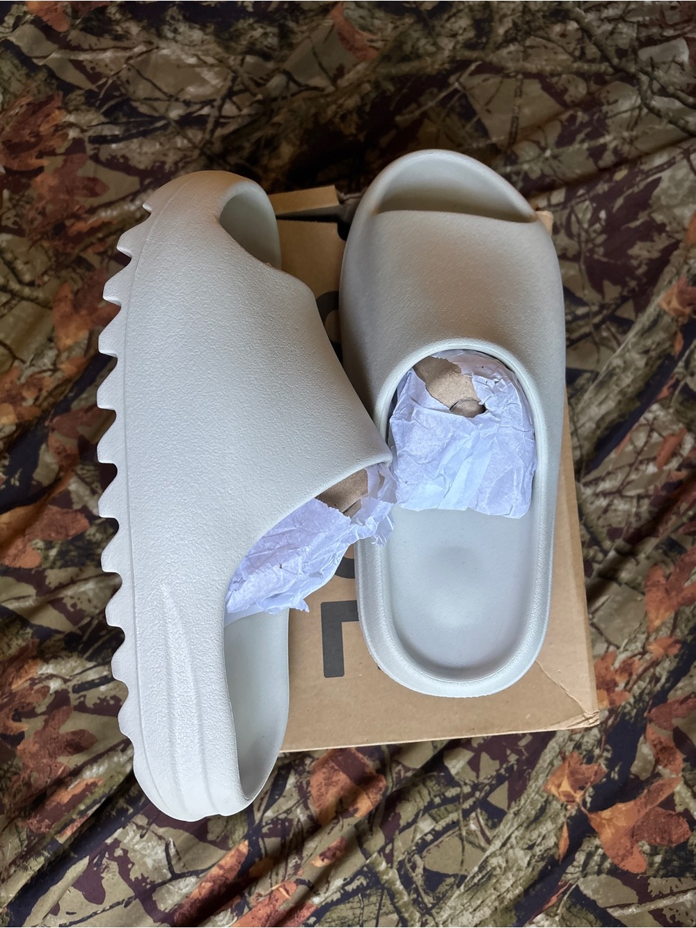 Yeezy Foam Runner Slides in Light Beige
